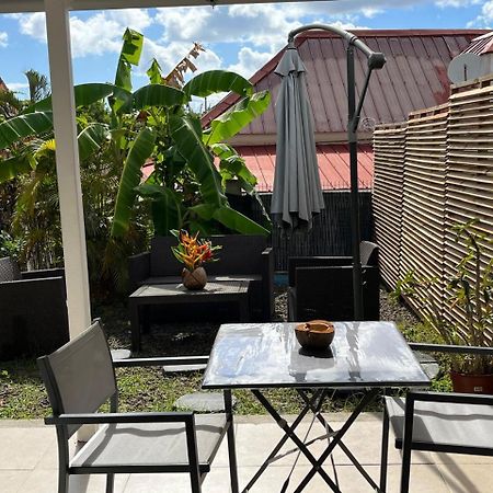 Agreable Appartement En Rez-De-Jardin A 450M De La Mer Sainte-Anne Zewnętrze zdjęcie